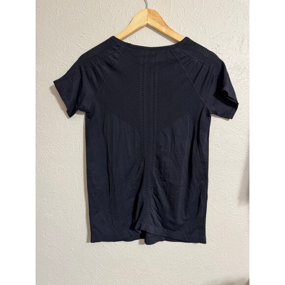 ATHLETA Activewear Black Top Medium - Picture 3 of 3